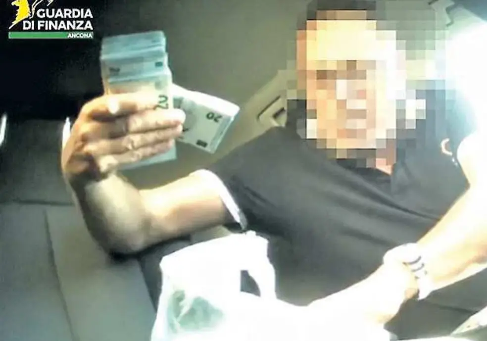 Ricostruzione post-sisma nelle Marche, l’imprenditore legato alla ’ndrangheta e il comitato d’affari: chi sono gli indagati –\u00A0NOMI\n