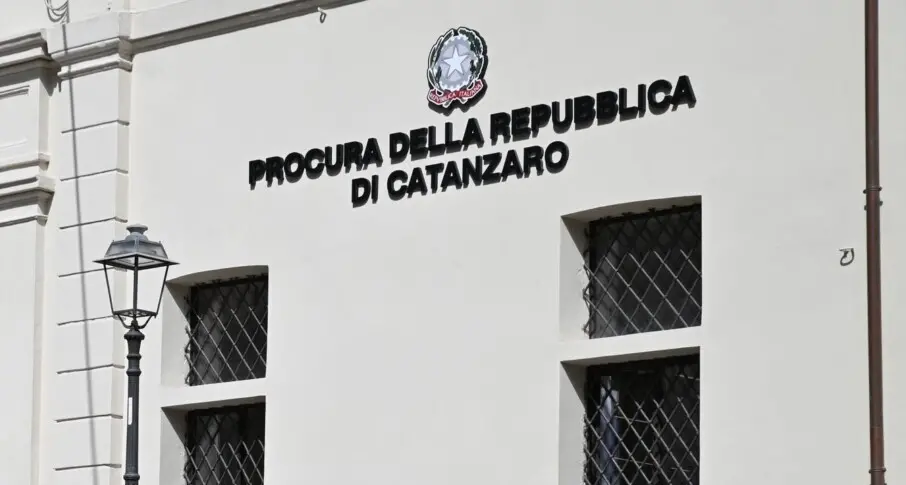 Catanzaro, emessa sorveglianza speciale di pubblica sicurezza con obbligo di soggiorno nei confronti di un trentatreenne\n