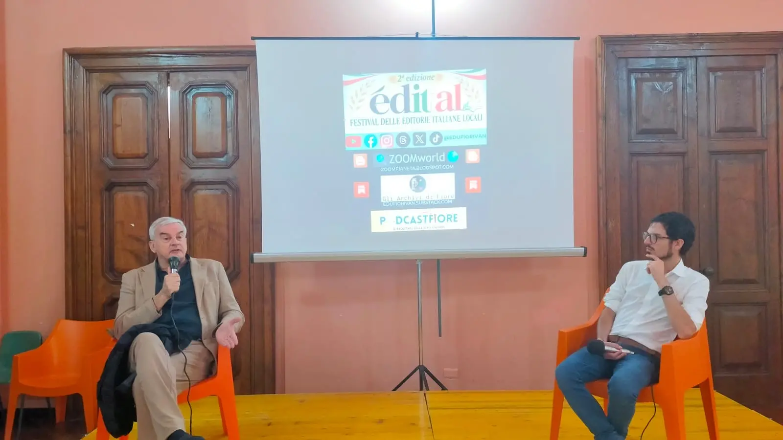 ÈdITAl, Livio Zerbini conquista il pubblico di Vibo e mette in guardia dall’intelligenza artificiale: «Un cavallo imbizzarrito da domare»\n