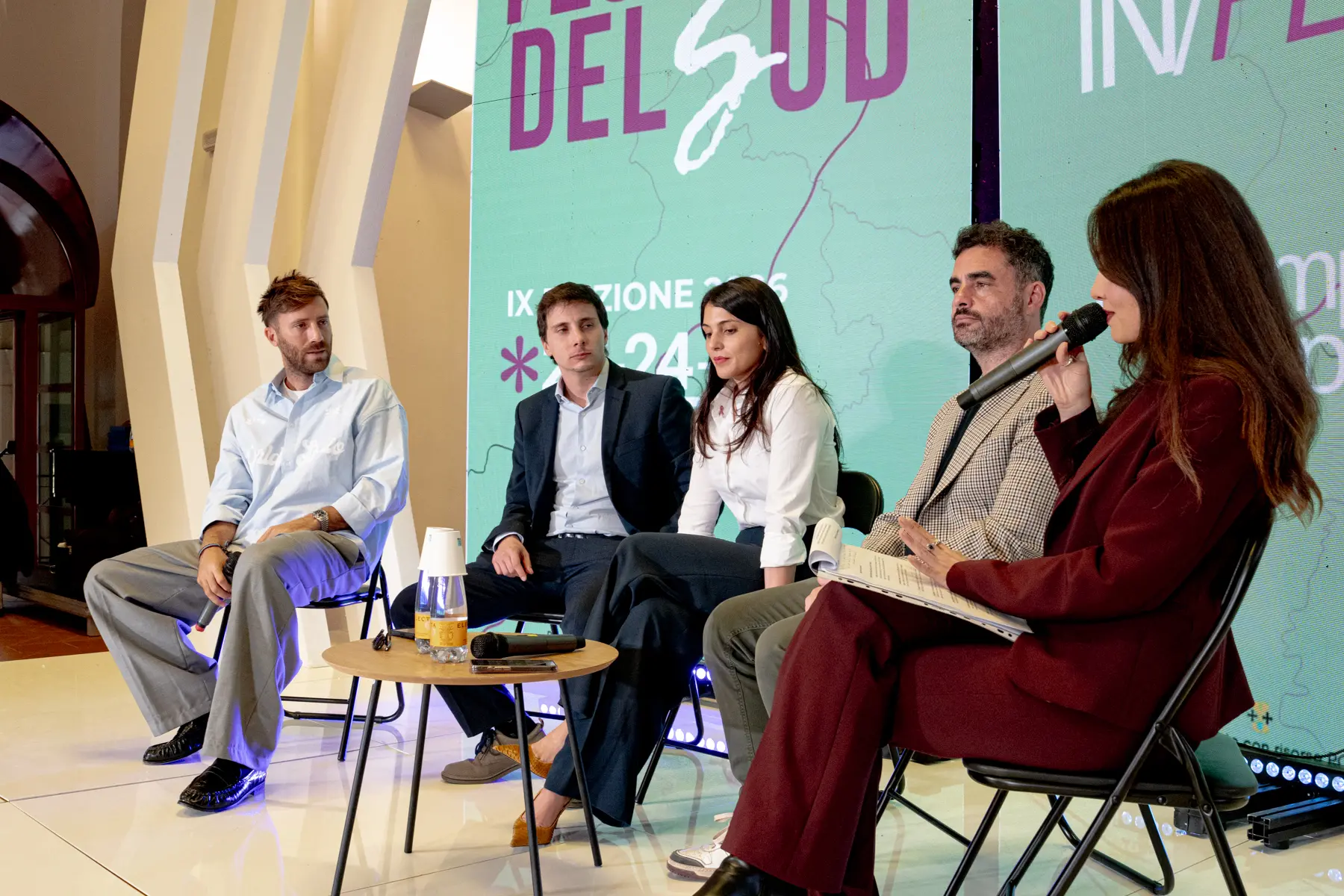I giovani non vogliono essere solo raccontati, ma ascoltati: Nicolò De Devitiis e il panel “Raccontare una generazione” al Festival del Sud\n