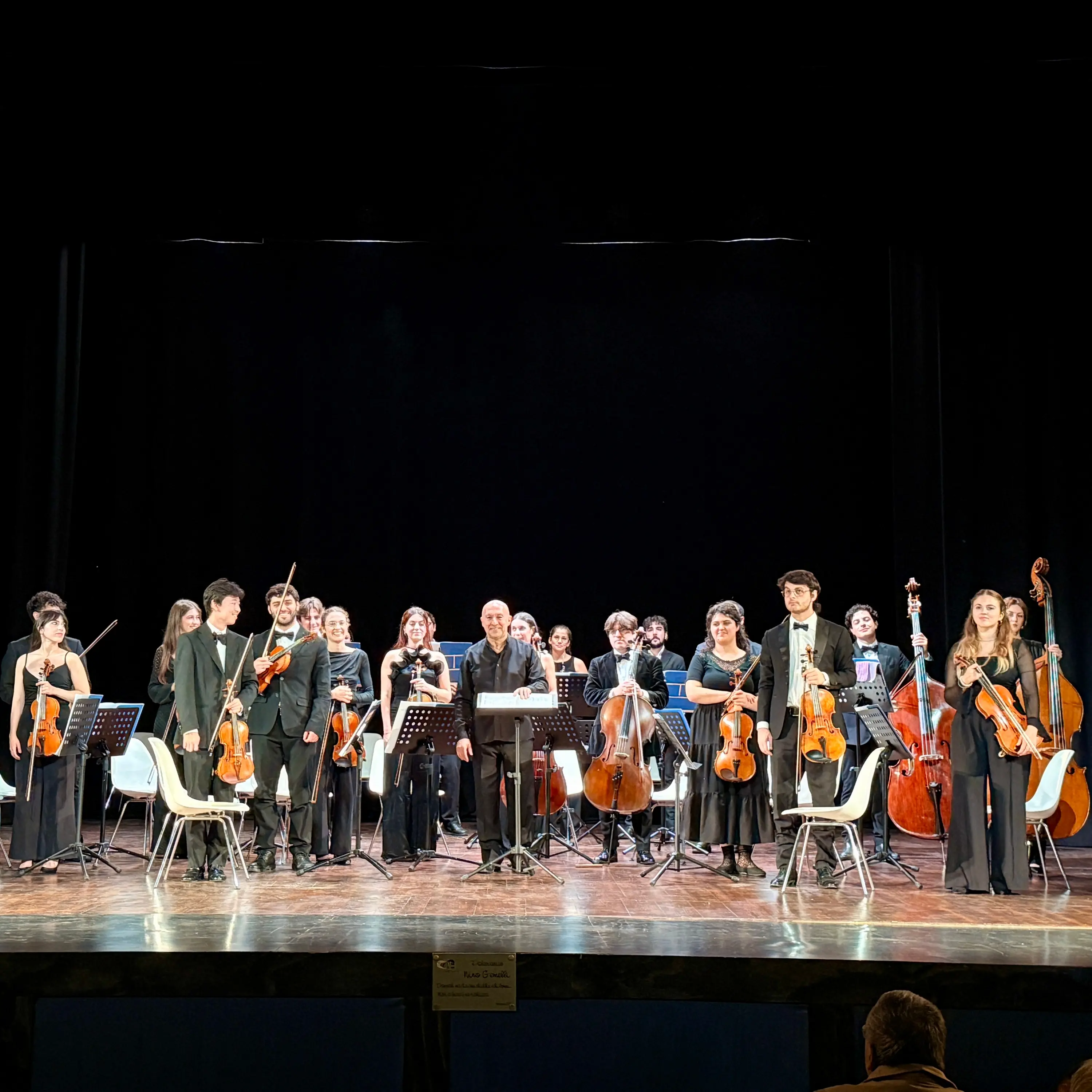 Ama\u00A0Calabria, l’Orchestra Accademia Teatro della Scala e Ruben Micieli hanno conquistato il pubblico di Catanzaro\n