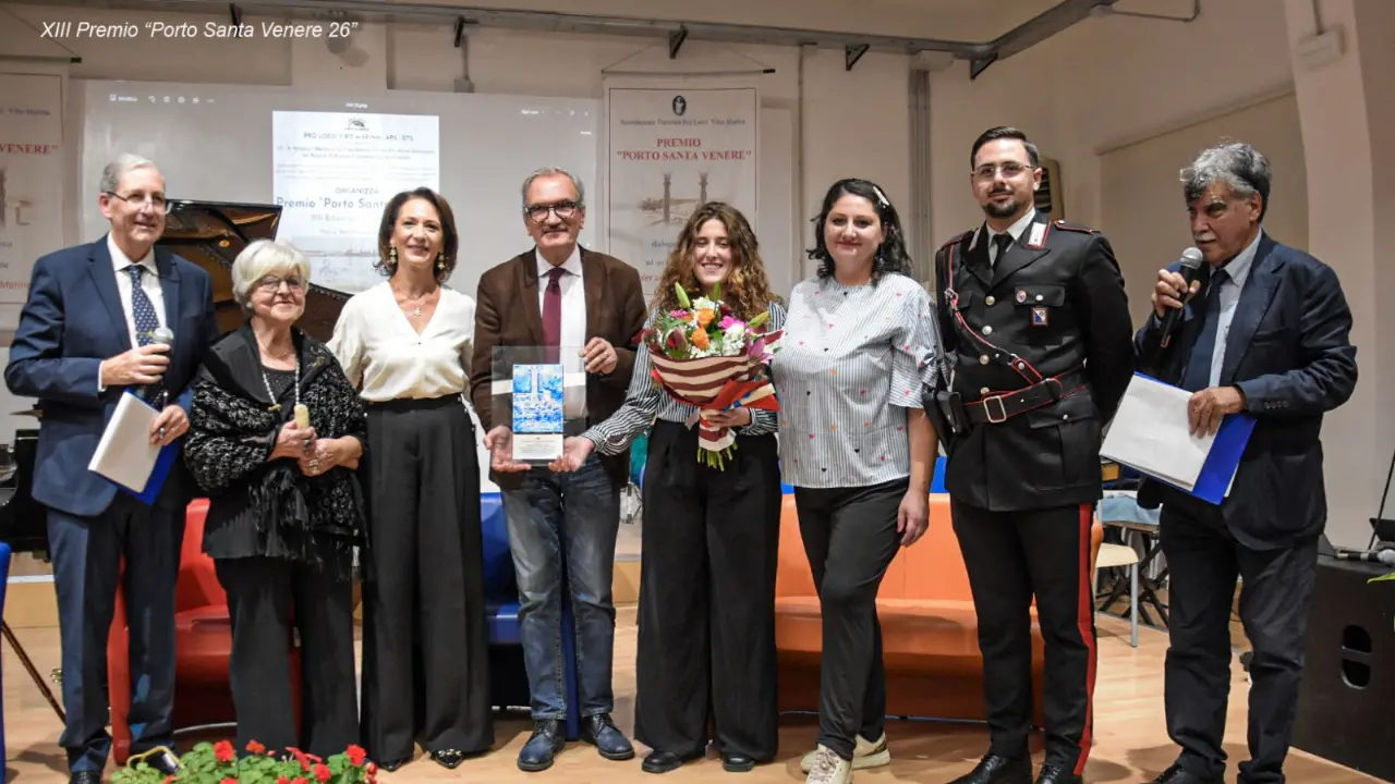 A Vibo Marina il \"Premio Porto Santa Venere\" celebra Giovanna Carnovale e Liliana Parisi, tra impegno civico e talento musicale\n