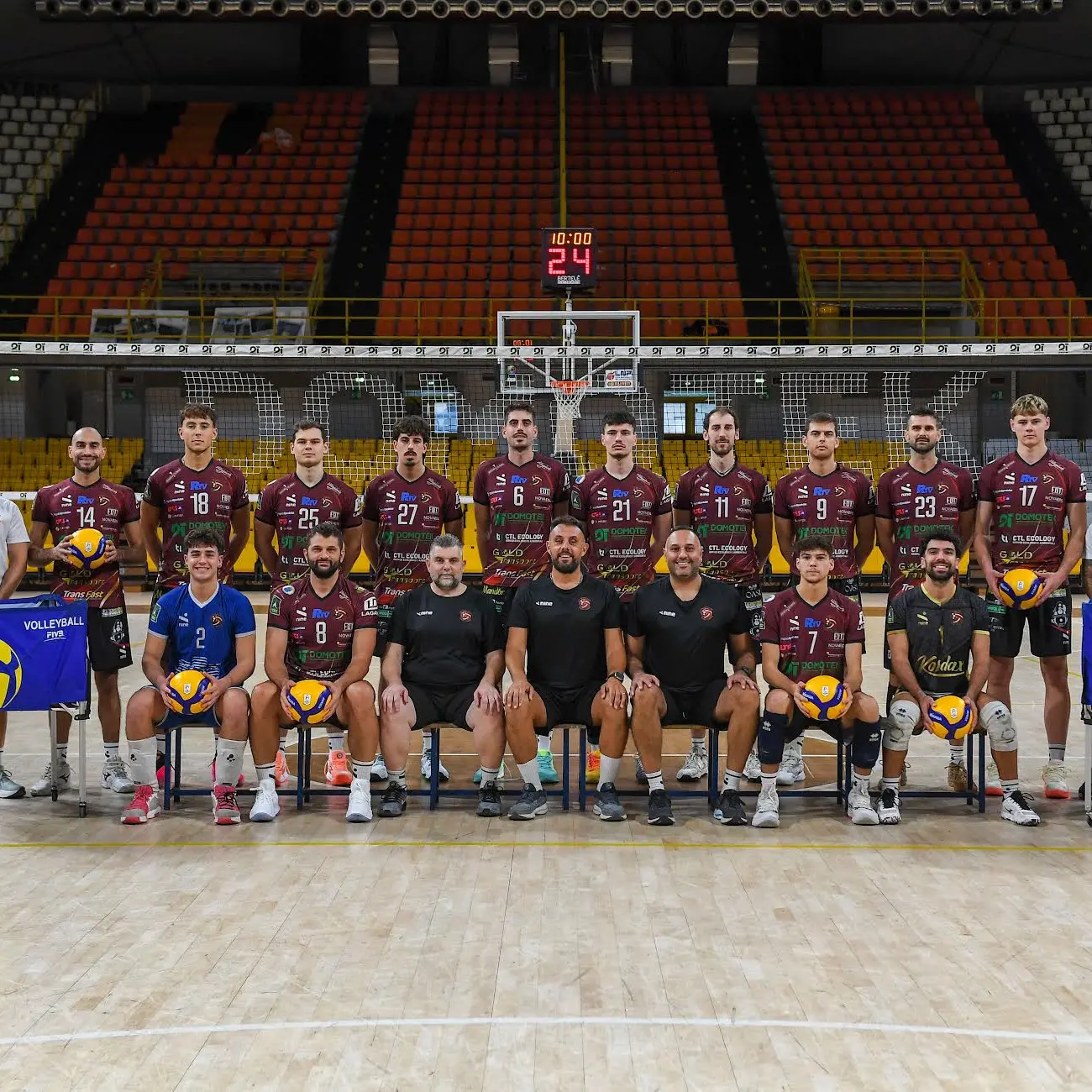 La Domotek Volley Reggio Calabria riparte da un momento storico: la Serie A2 torna al Palacalafiore\n
