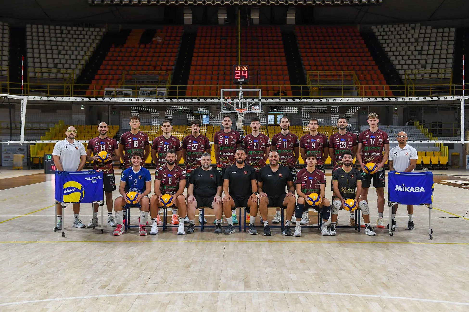 La Domotek Volley Reggio Calabria riparte da un momento storico: la Serie A2 torna al Palacalafiore\n