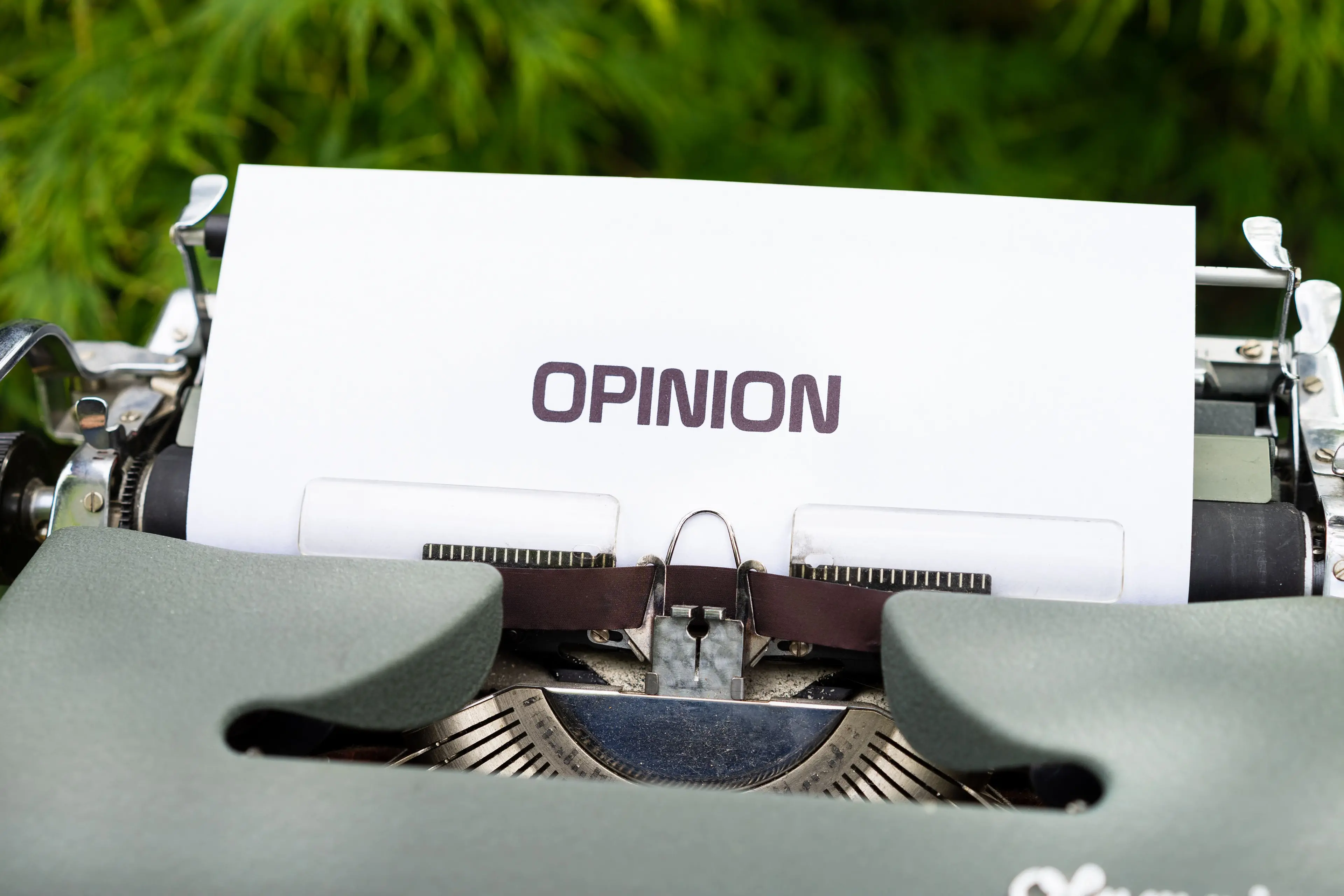 Ciò che è opinione e ciò che non è neanche informazione\n