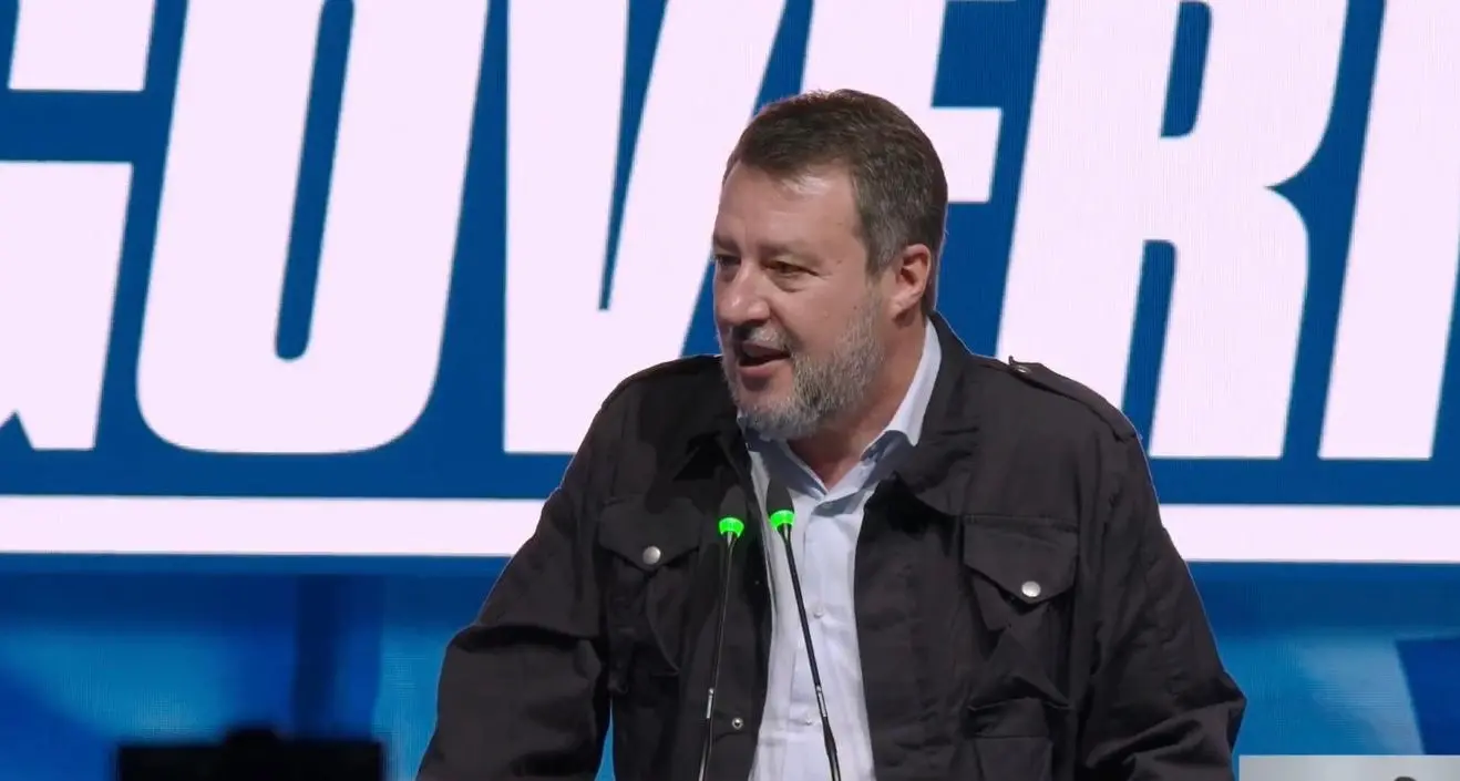 Lega, Salvini riconfermato con 465 voti contro i 146 di Garavaglia: vince il congresso, resta il nodo dei consensi\n
