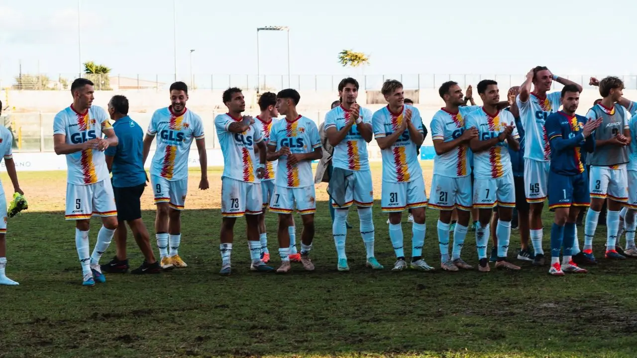 Serie D, il bilancio della 9ª giornata: il Sambiase vola in vetta, squillo Praiatortora e la Vibonese riparte\n\n\n