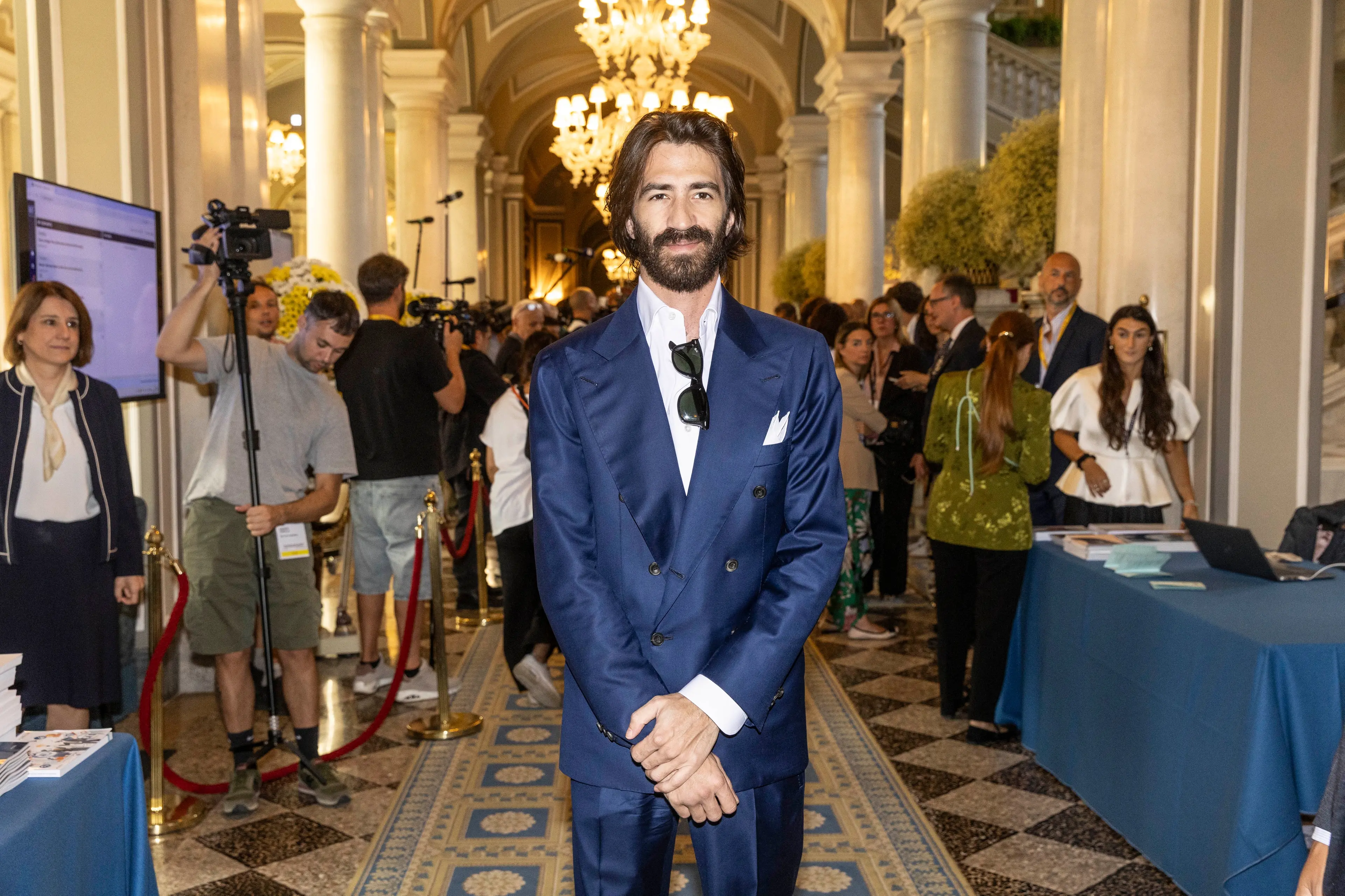Leonardo Maria Del Vecchio punta al Fatto Quotidiano: verso un'opa da 7,15 milioni di euro\n