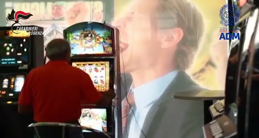 Slot machine, blitz a Cosenza