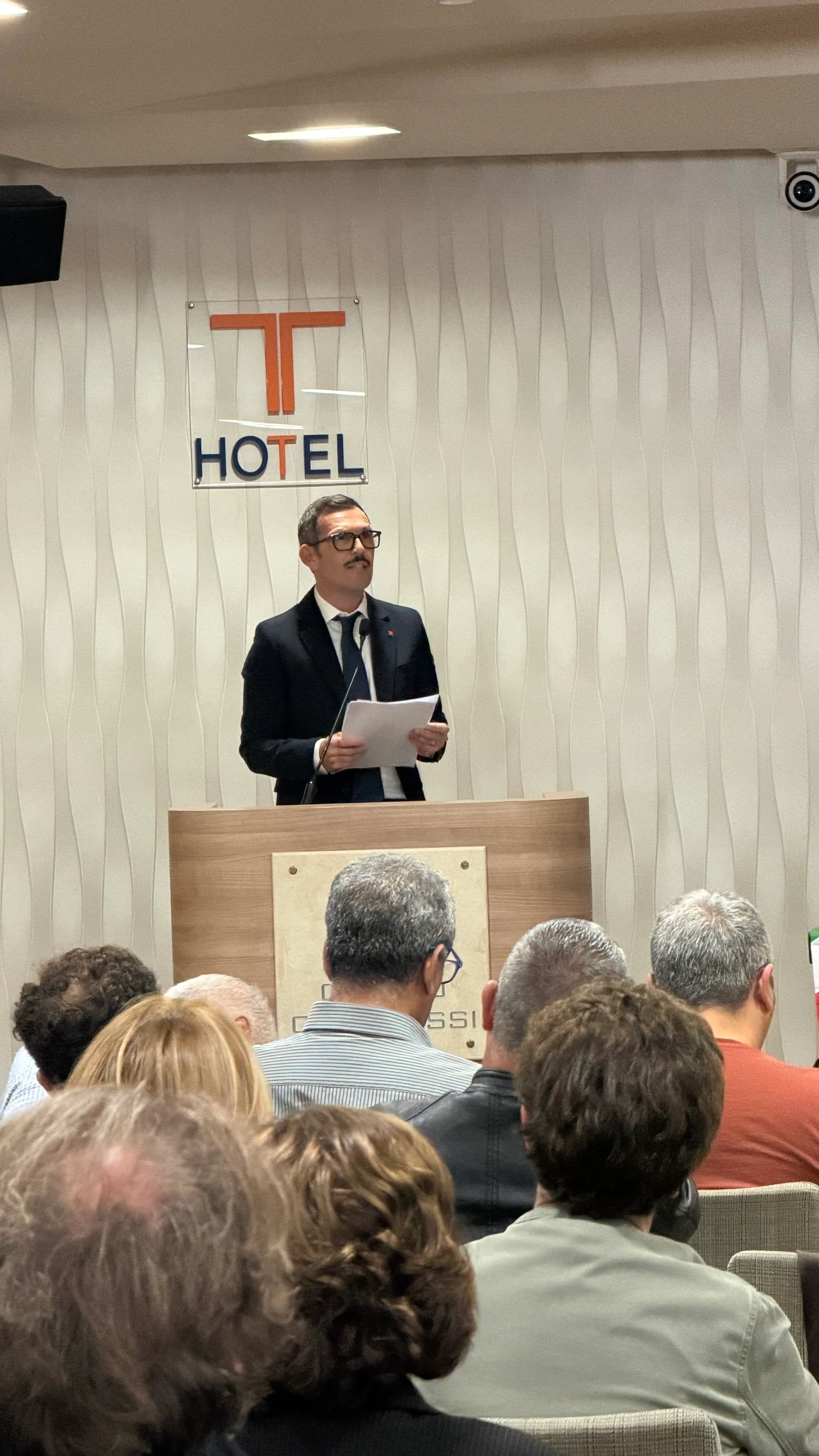 Cgil\u00A0Area Vasta Catanzaro, Crotone e Vibo Valentia: Francesco Gatto eletto segretario generale all’unanimità\n
