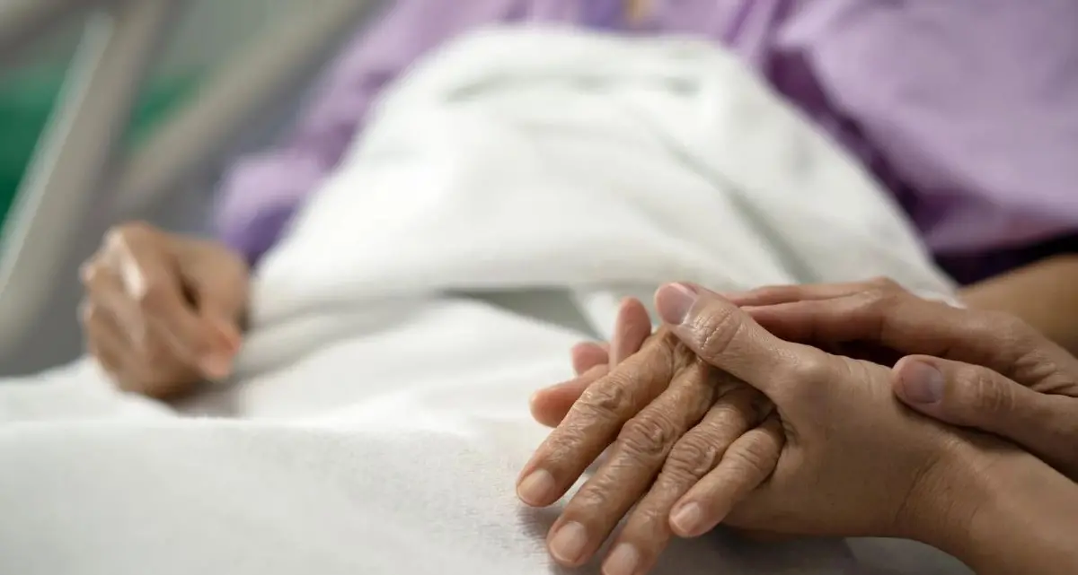 Suicidio assistito, in Calabria oltre 10mila firme per la legge “Liberi Subito”: il deposito in Consiglio regionale\n