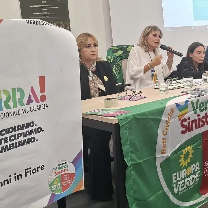 Stasi attacca Occhiuto alla festa AVS: «Il centrosinistra restituisca poteri e risorse ai territori»\n