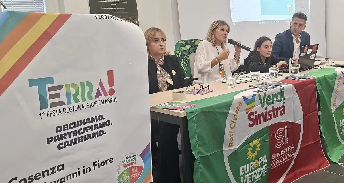 Stasi attacca Occhiuto alla festa AVS: «Il centrosinistra restituisca poteri e risorse ai territori»\n