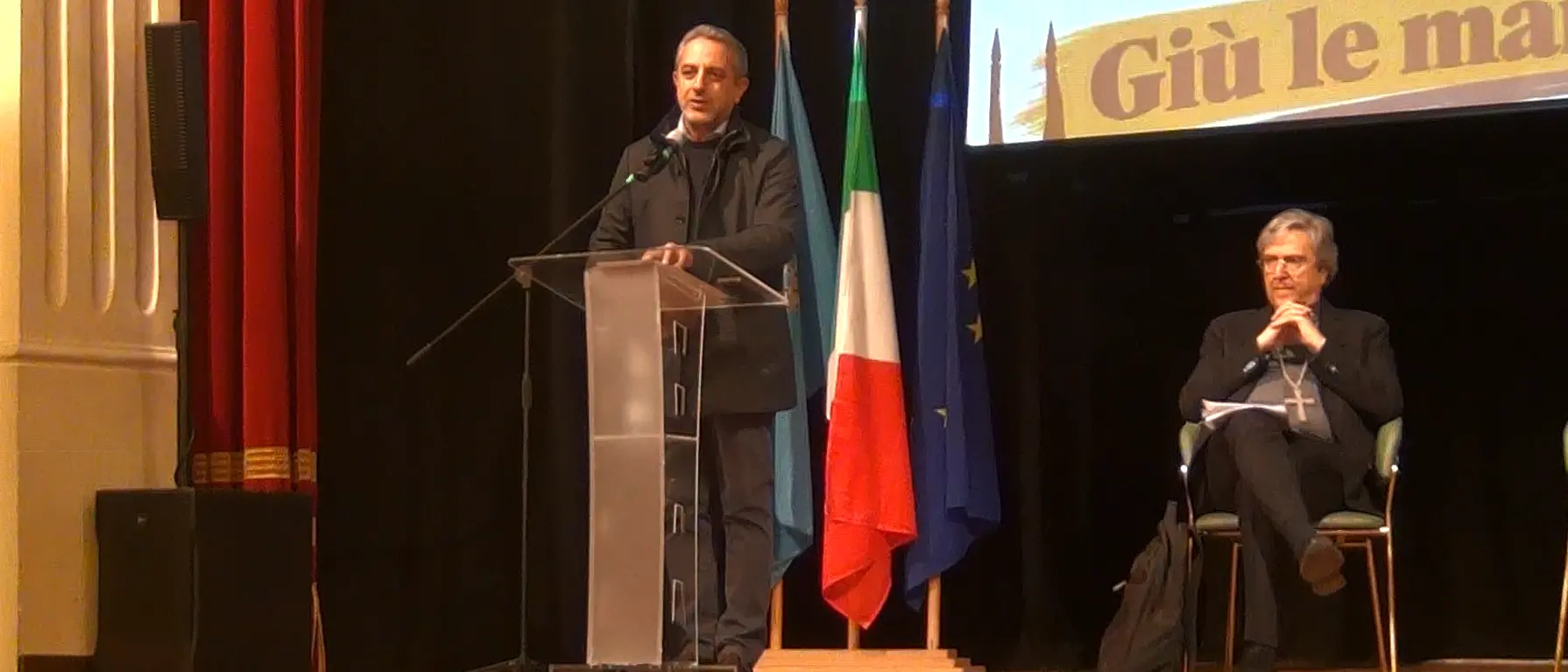 «Giù le mani dalla città»:\u00A0Cassano all’Ionio rompe il silenzio. Giovedì il caso arriva in Prefettura a Cosenza\n