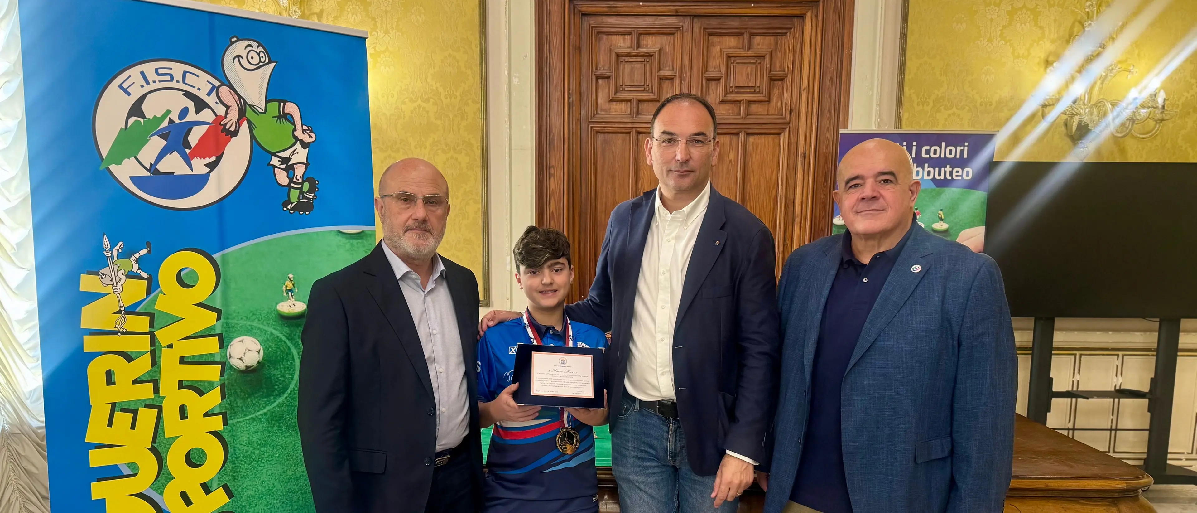 Reggio Calabria celebra Marco Averna, campione del mondo di Subbuteo Under 12:\u00A0«Orgoglio per l’intera comunità»\n