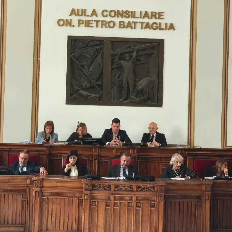 Reggio, bilancio consolidato approvato: risultato positivo per 90 milioni, resta il nodo Castore\n