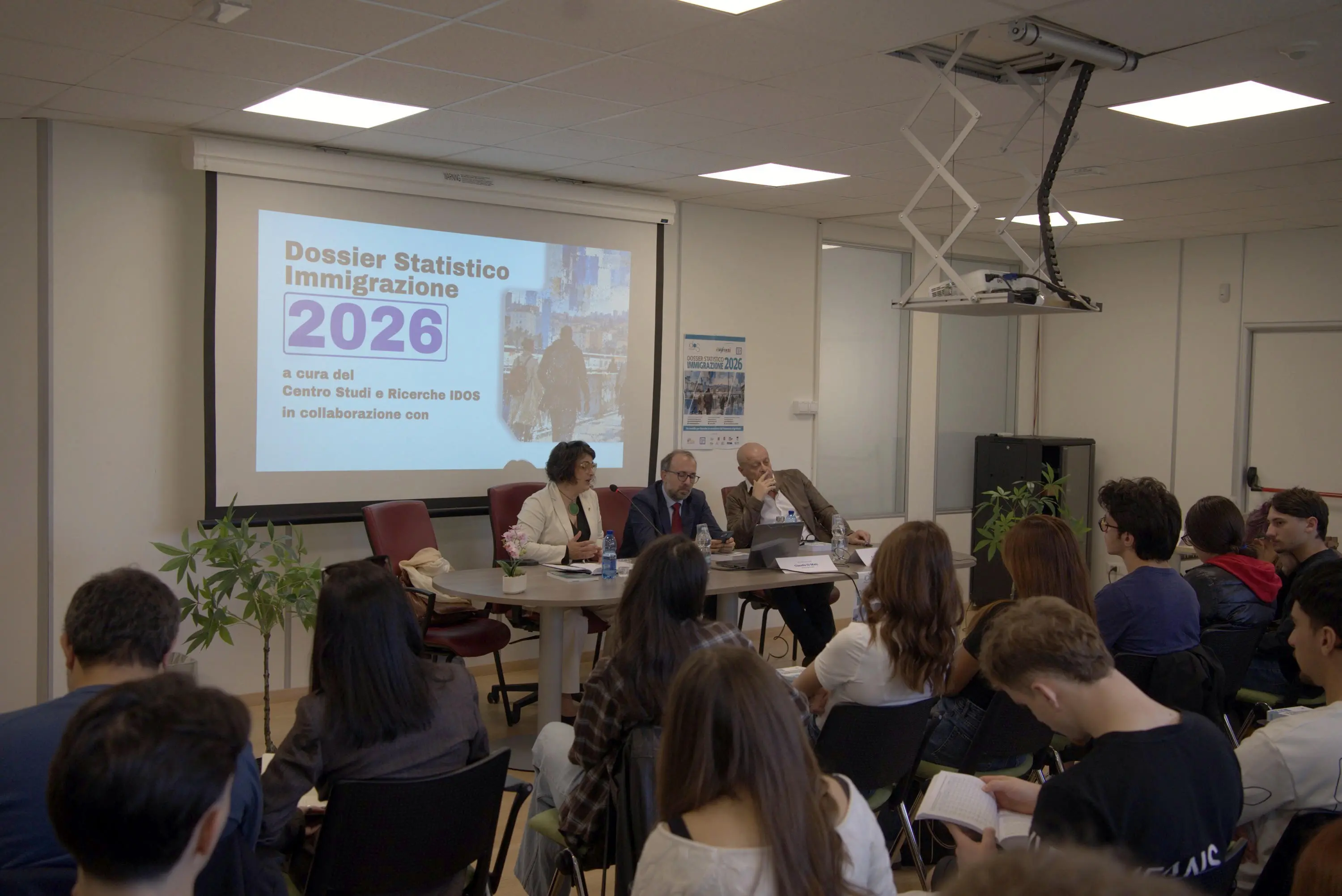 All'Unical i numeri dell'immigrazione in Calabria, e nessun politico in sala\n