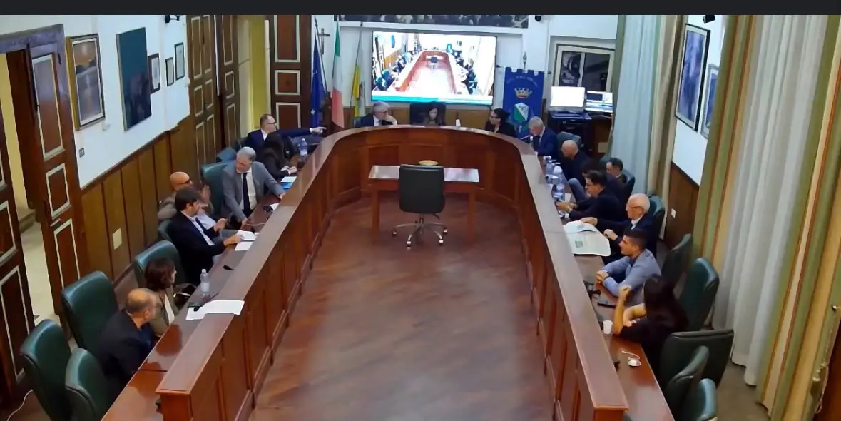 Area Integrata dello Stretto, Villa San Giovanni prende posizione: una mozione per rivendicare centralità e diritti\n