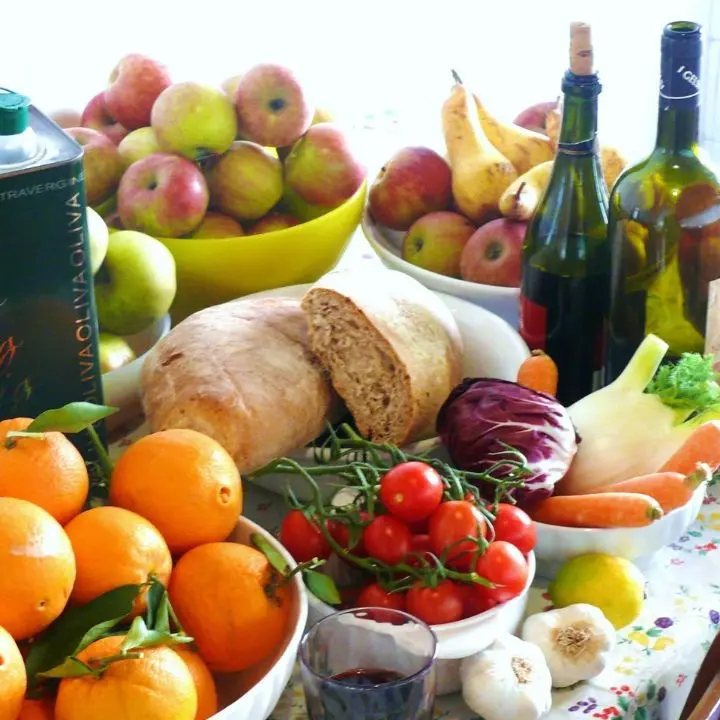 Dieta mediterranea nelle mense scolastiche di Cosenza, FareAmbiente sostiene il progetto di educazione alimentare\n
