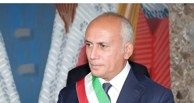 Stasi, la vicinanza di Franz\u00A0Caruso: «Saprà rispondere alle accuse, no ai processi anticipati»\n