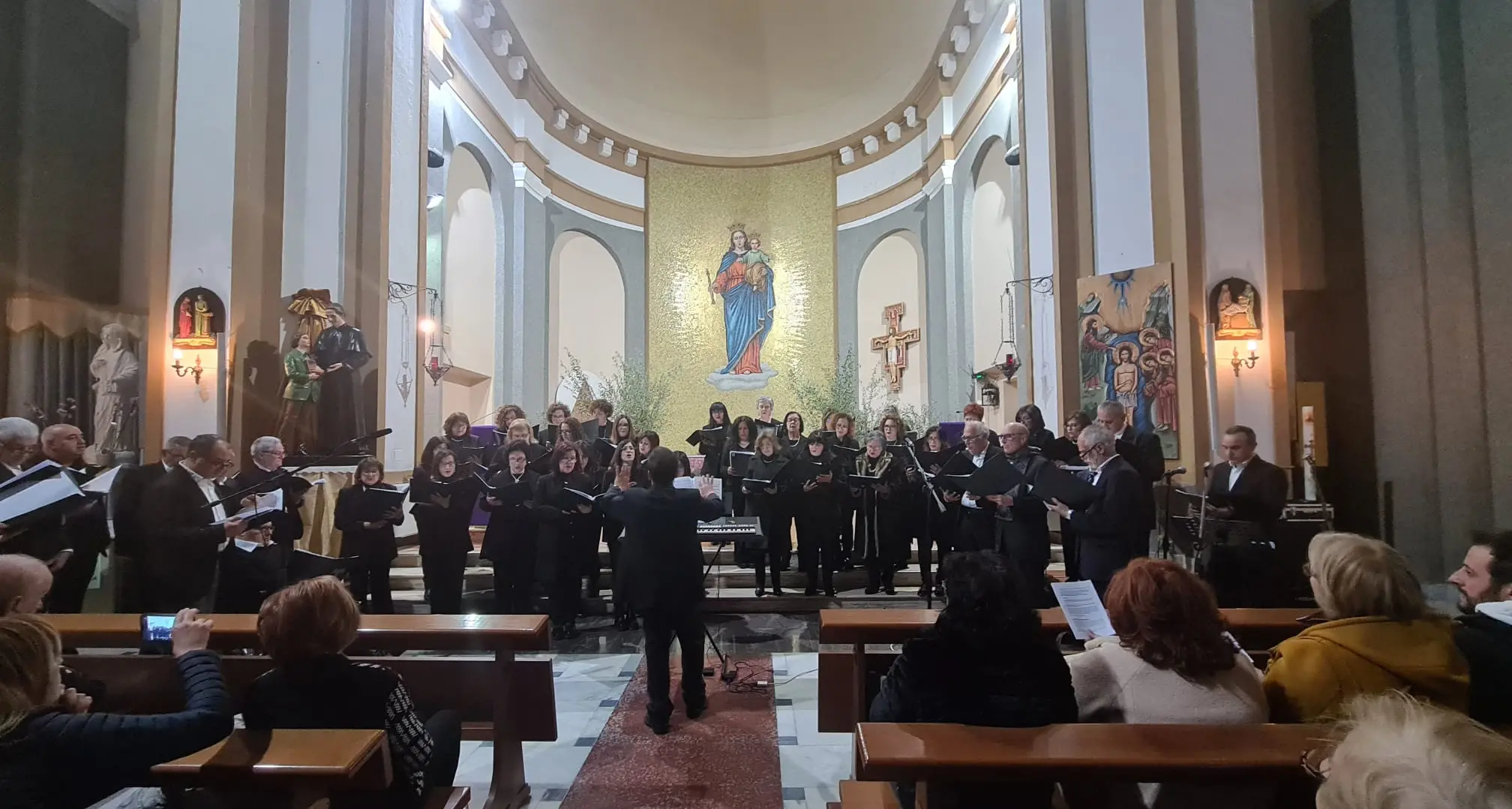 A\u00A0Vibo un concerto\u00A0per gli 800 anni dalla di San Francesco: in scena il Coro pensieri, musica e parole\n