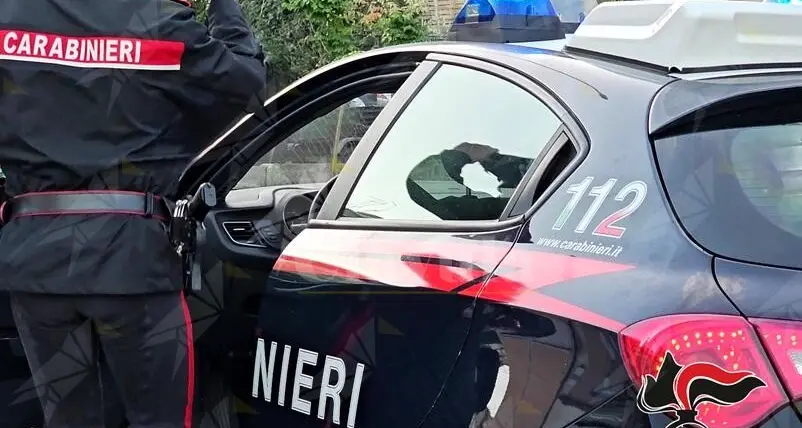Arsenale clandestino nelle Preserre, la Procura di Vibo chiude l’inchiesta per due indagati che si scambiavano video con le armi in pugno\n