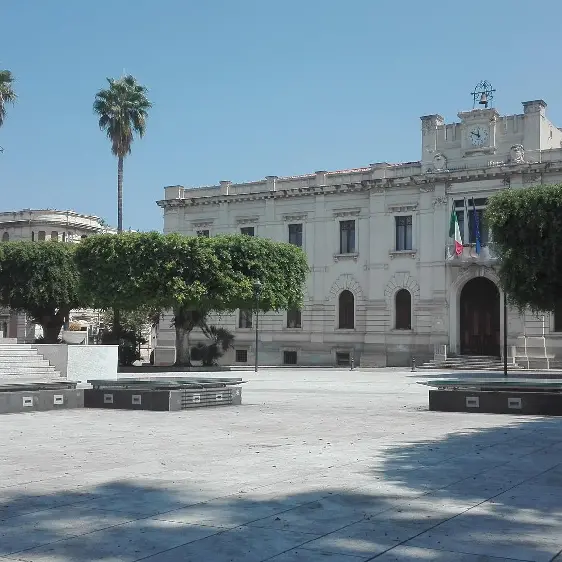 Personale, la Giunta comunale dà il via alla stabilizzazione di otto agenti della Polizia Locale\n