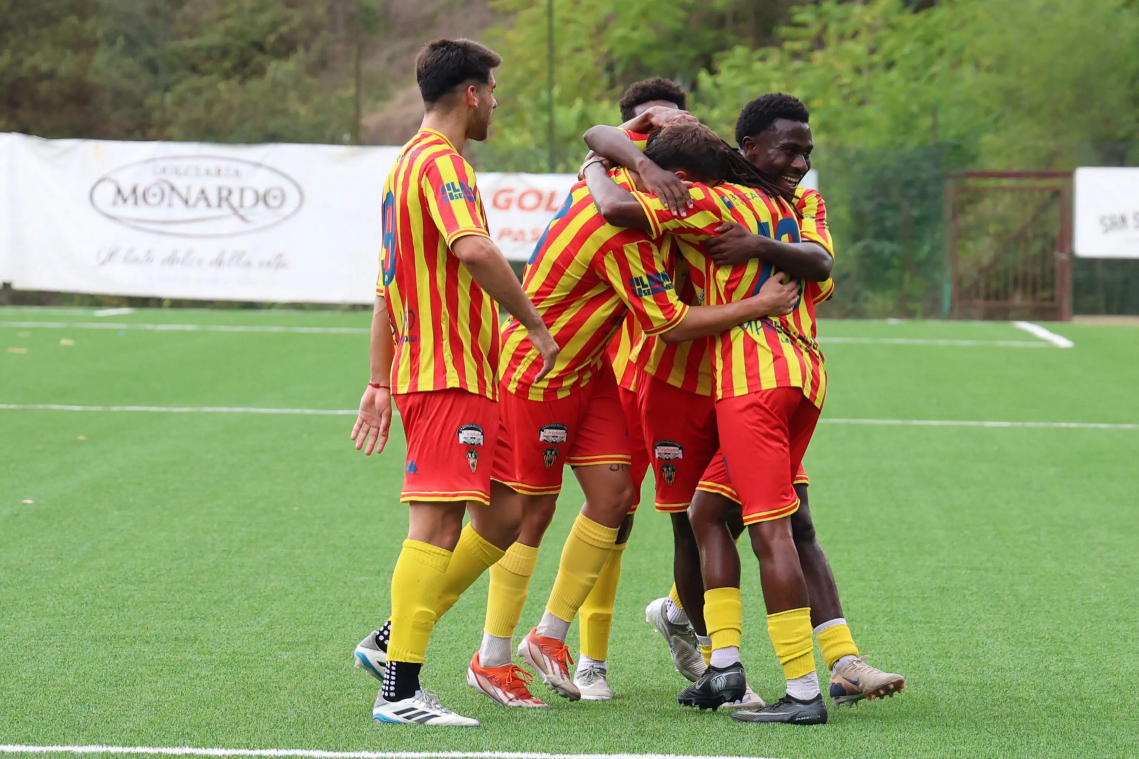 Coppa Italia Dilettanti, Trebisacce show in casa della DBR\u00A0Luzzi.\u00A0Pro Pellaro e Cotronei vincono\n