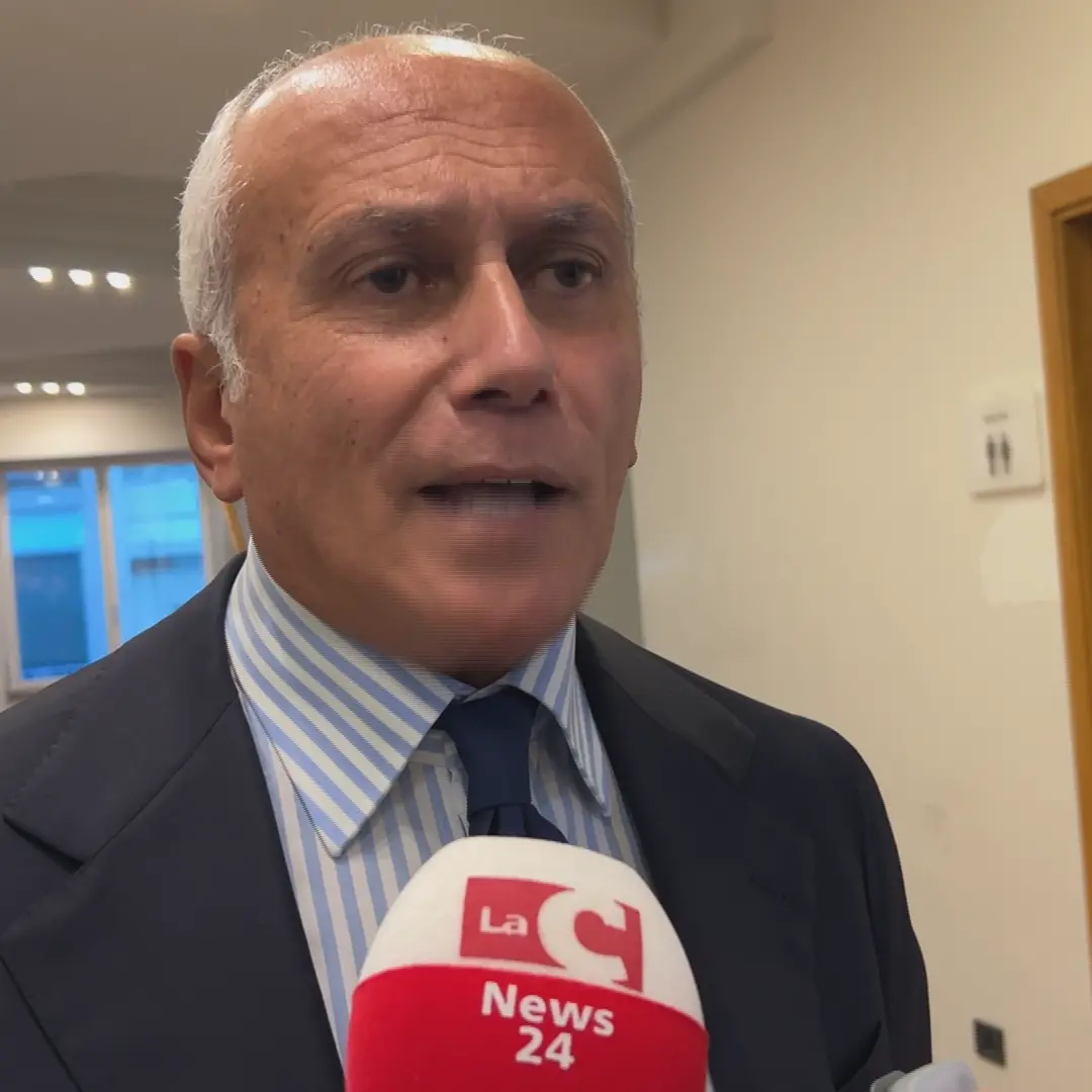 Cosenza, Caruso attacca De Cicco: «Mi dicevano “Franz conza si fosse”, ma doveva farlo lui» | VIDEO\n