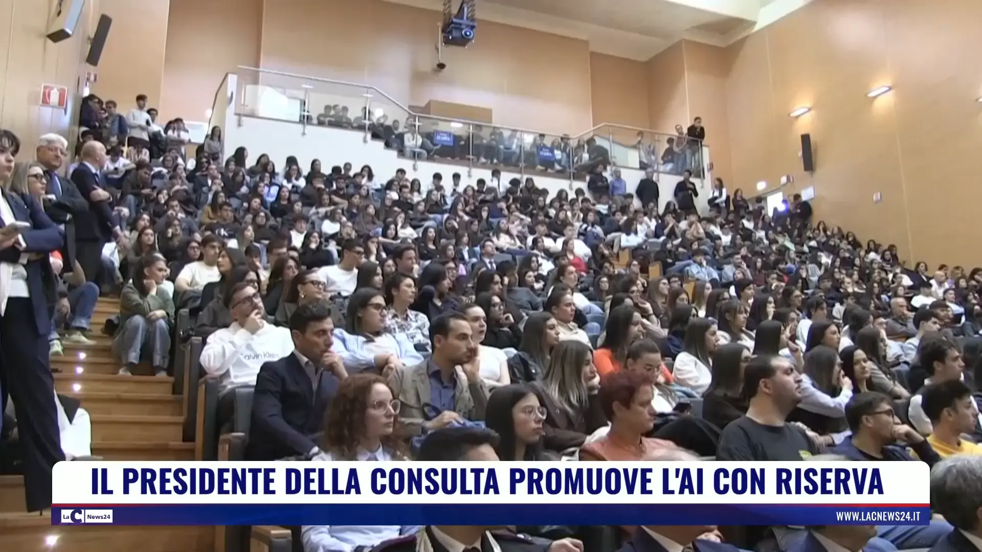 Il presidente della Consulta promuove l'Ai con riserva