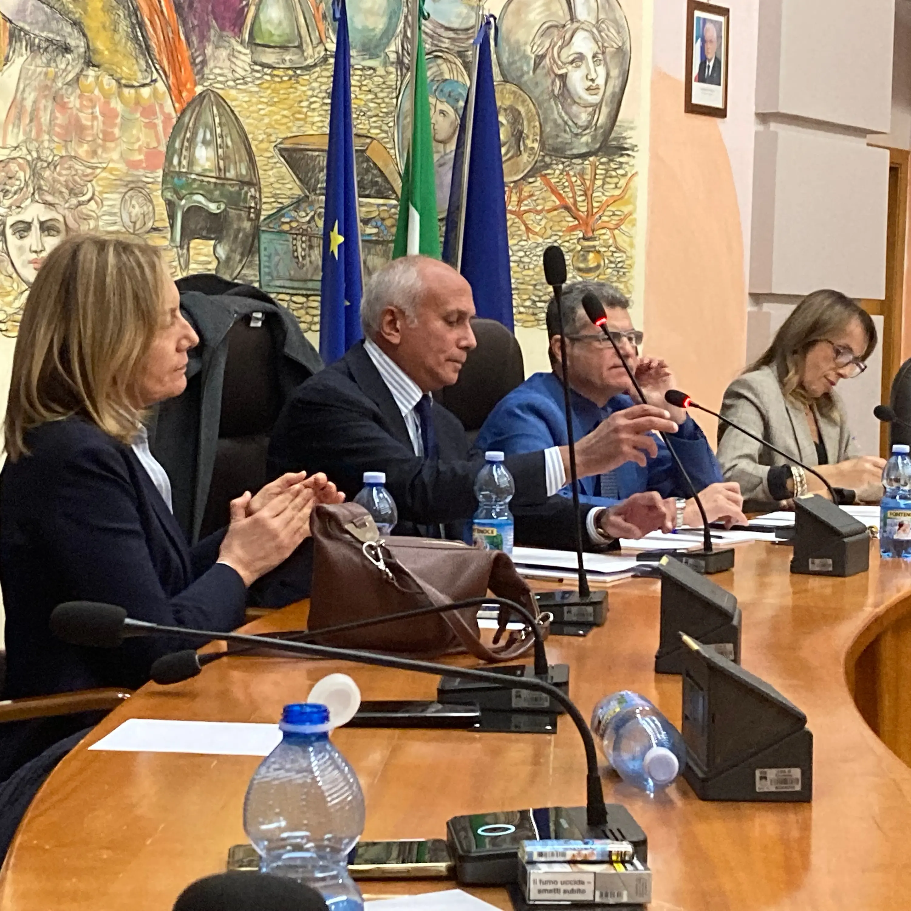 Cosenza, semaforo verde in Consiglio comunuale alla variazione di bilancio\n