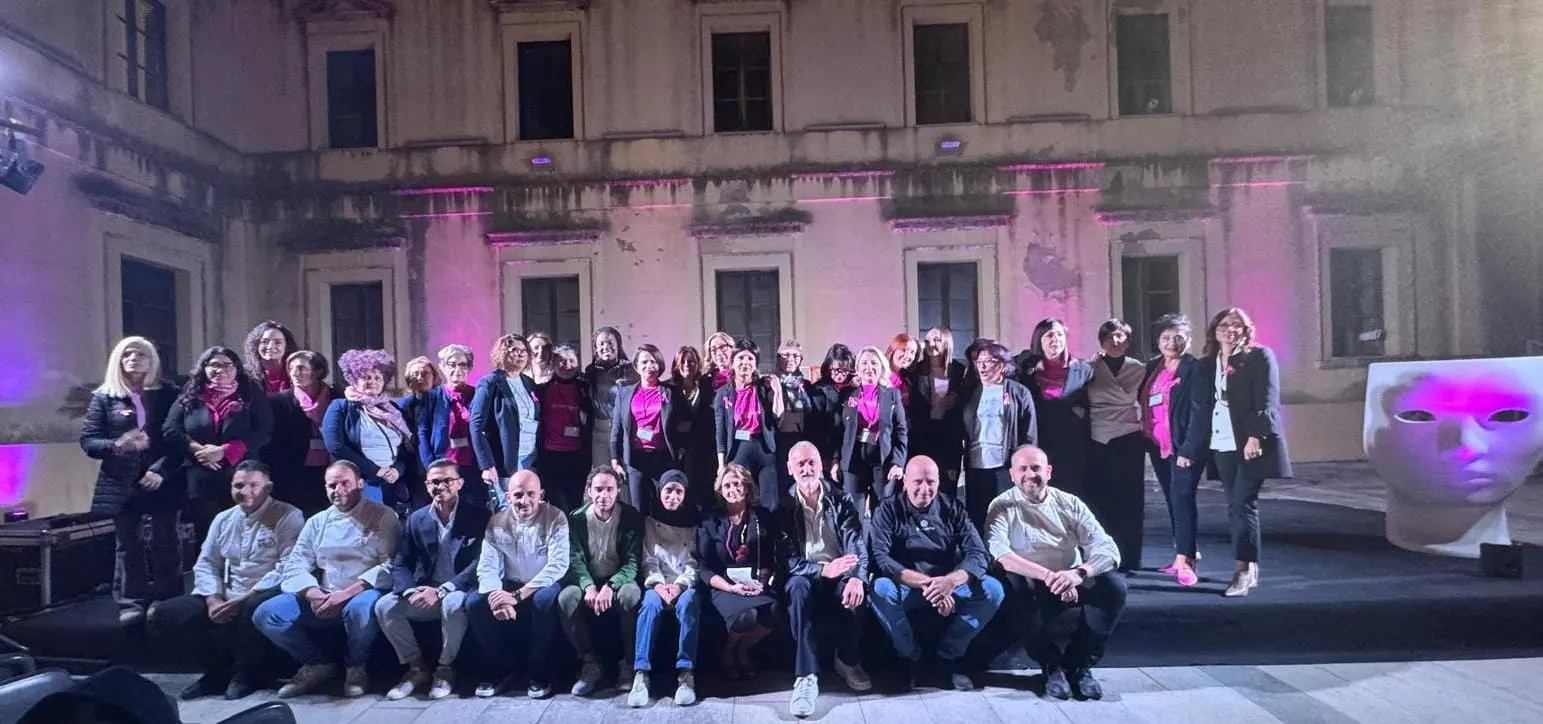 “Locride in Rosa” unisce salute, solidarietà e territorio in una serata dedicata alle donne\n
