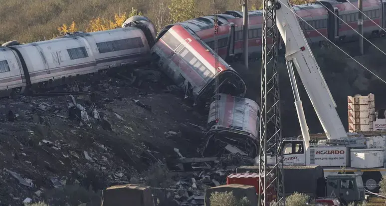Spagna, 64 denunce di scomparsa dopo il disastro ferroviario: ritrovata un’italiana\n
