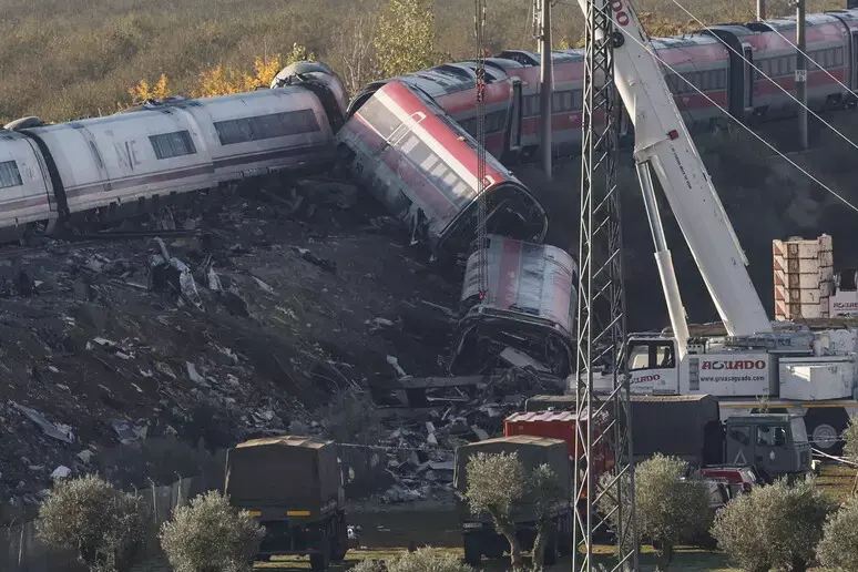 Spagna, 64 denunce di scomparsa dopo il disastro ferroviario: ritrovata un’italiana\n