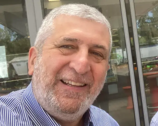 Dpm contro Orrico: «Lascia il partito ma resta assessore, nessuna motivazione politica»\n