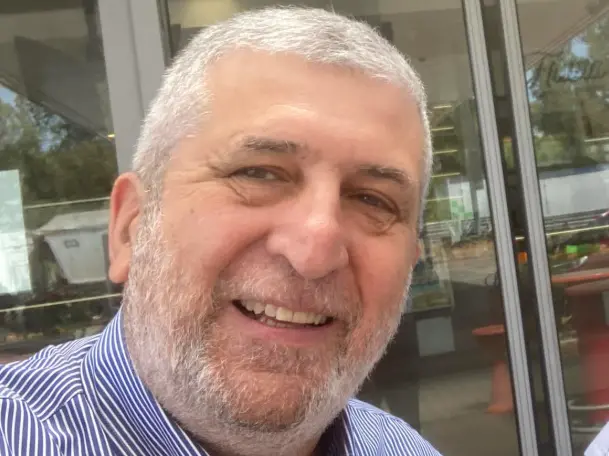 Dpm contro Orrico: «Lascia il partito ma resta assessore, nessuna motivazione politica»