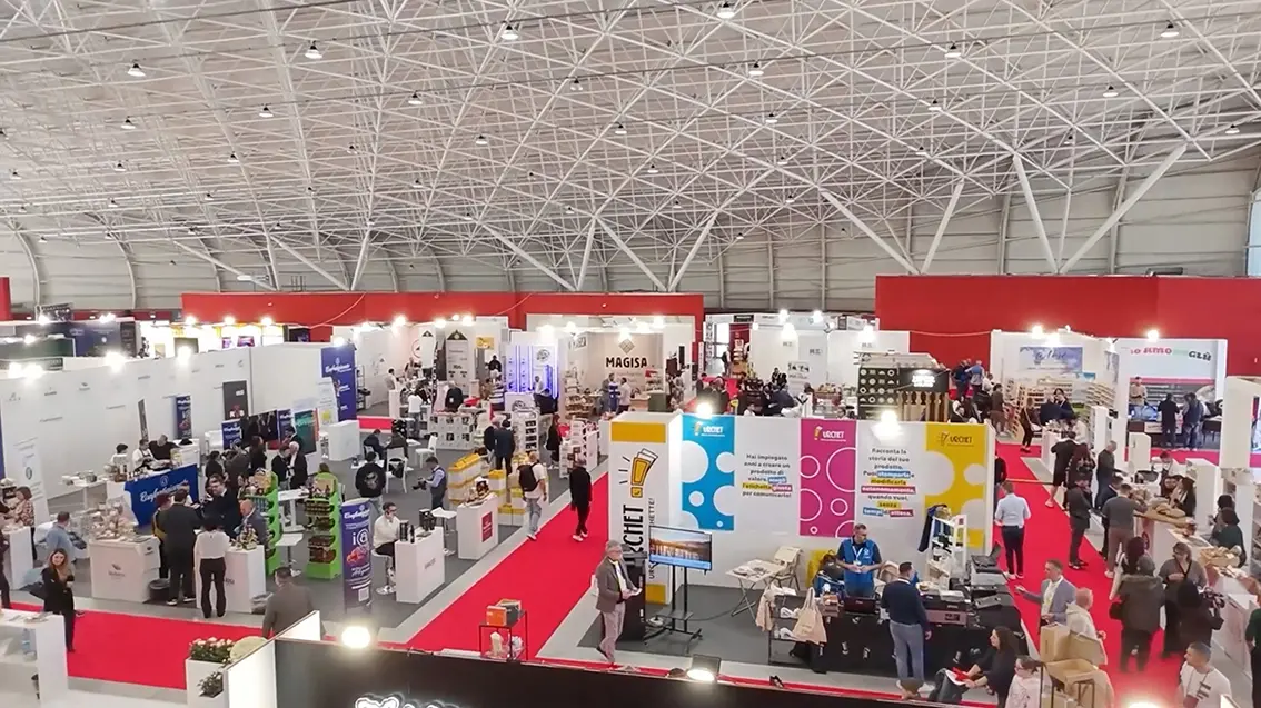 A Catanzaro torna DeGusto, il salone internazionale dell’enogastronomia made in Italy: oltre 100 imprese e più di 200 brand\n