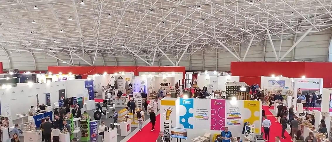 A Catanzaro torna DeGusto, il salone internazionale dell’enogastronomia made in Italy: oltre 100 imprese e più di 200 brand\n