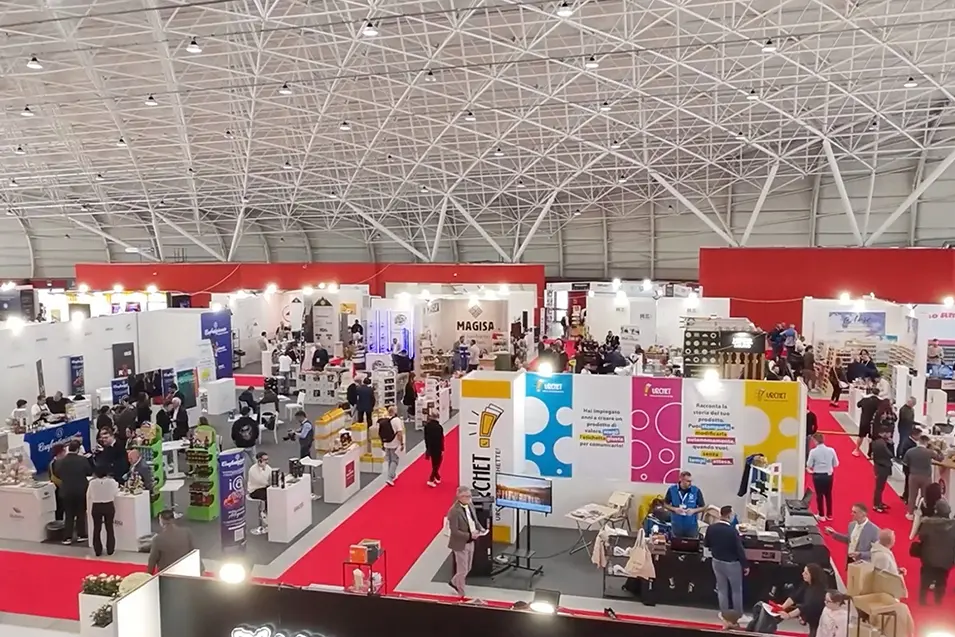 A Catanzaro torna DeGusto, il salone internazionale dell’enogastronomia made in Italy: oltre 100 imprese e più di 200 brand\n