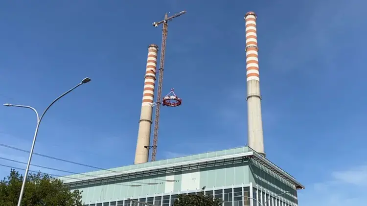 Le pressioni del clan per assumere il figlio del boss nella centrale Enel con l’aiuto dei sindacalisti: «Blocchiamo i cancelli»\n