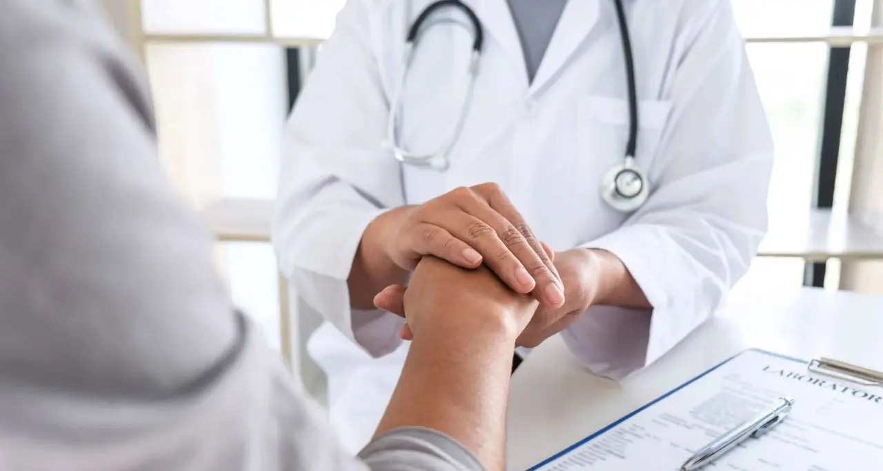 La buona sanità esiste, i familiari\u00A0di una paziente: «Grazie ai medici di Catanzaro, stavolta\u00A0non è stato necessario partire»\n