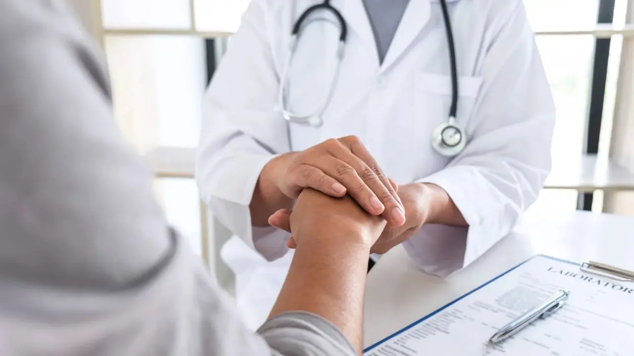 La buona sanità esiste, i familiari\u00A0di una paziente: «Grazie ai medici di Catanzaro, stavolta\u00A0non è stato necessario partire»\n
