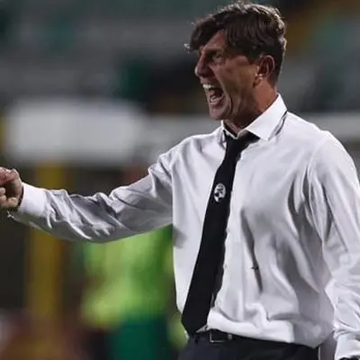 Catanzaro, il pari di Benevento è un primo passo: Mignani cerca equilibrio e risultati, sabato al Ceravolo arriva il Padova\n