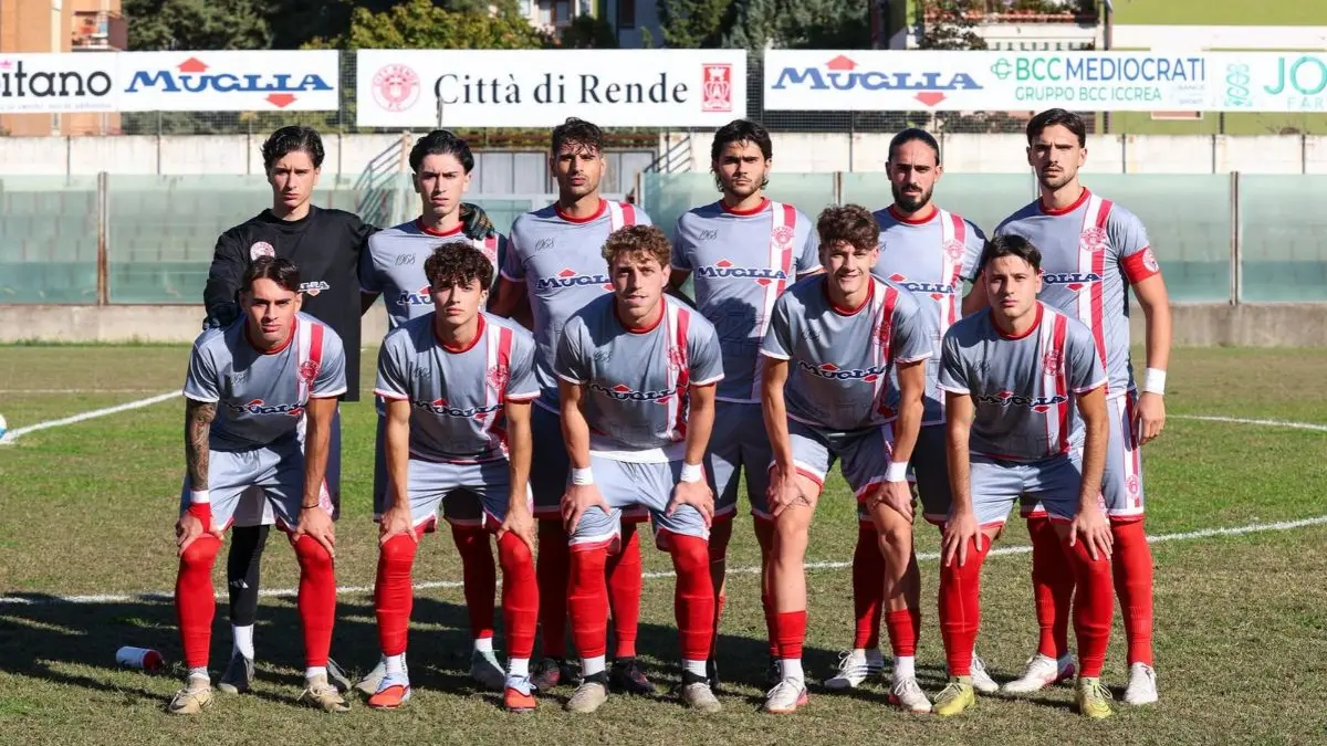 <p>La squadra del City Rende</p>\\n