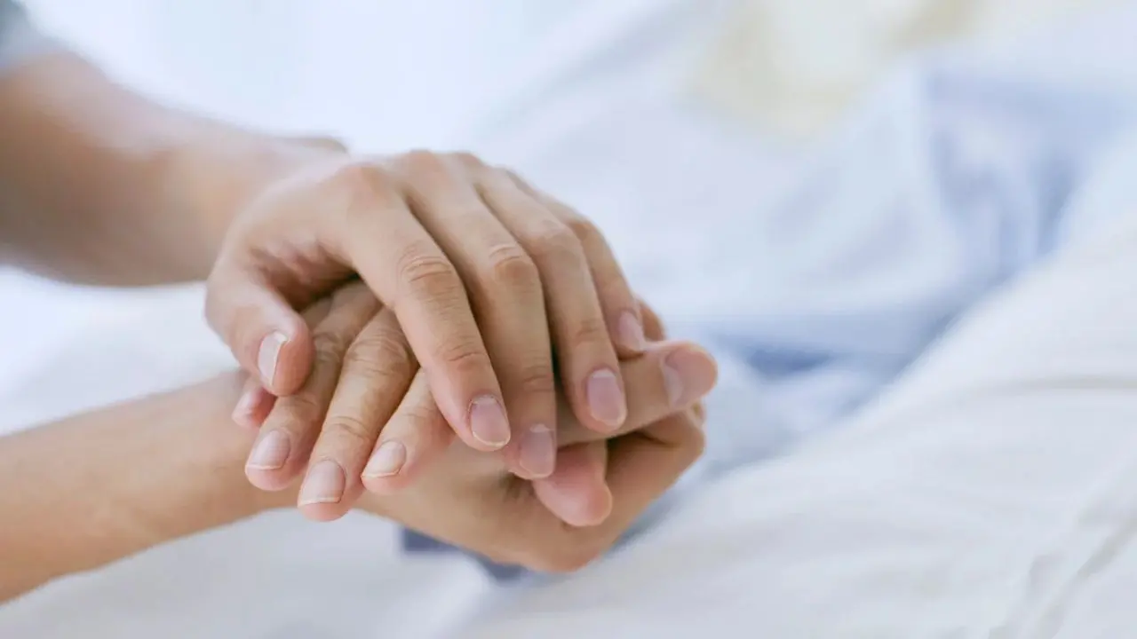 Dalla Toscana a Cosenza, il grazie di un paziente ai medici dell’ospedale: «Qui ho trovato una famiglia»\n