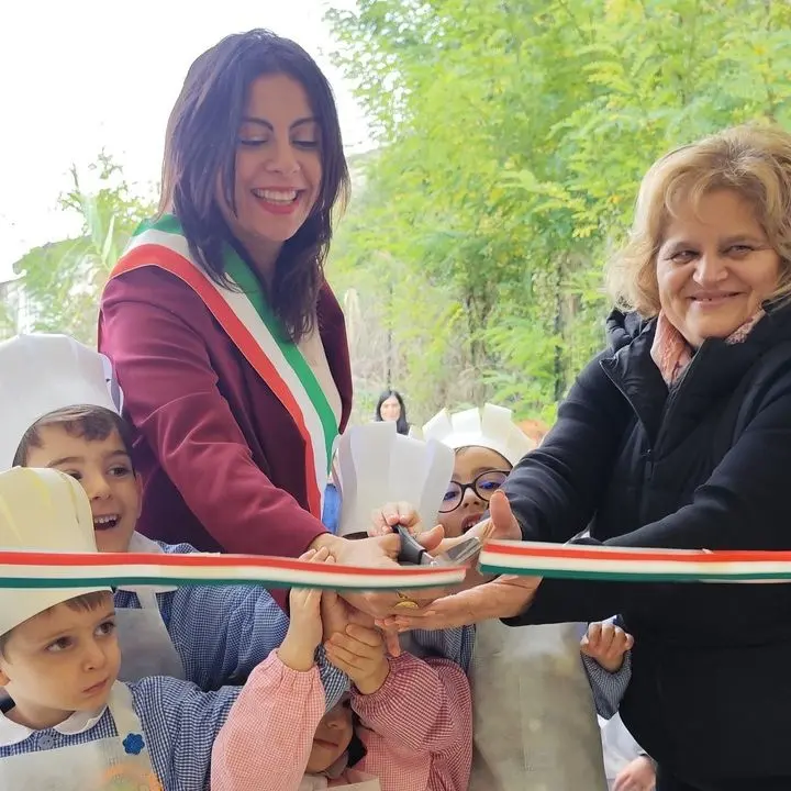 Mendicino, inaugurata la mensa del plesso Rosario: fondi PNRR per potenziare il tempo pieno\n