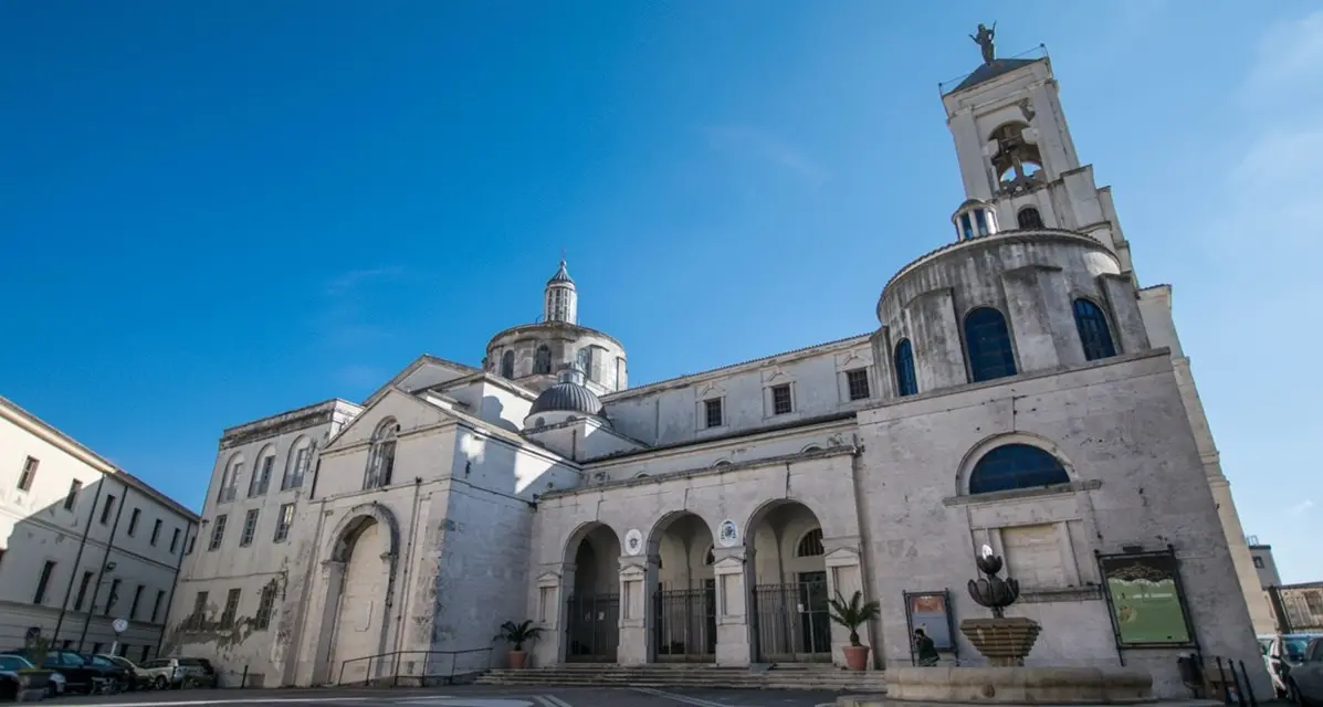 Duomo di Catanzaro, inchiesta sui restauri: incarichi, presunti favori e un concorso nel mirino\n