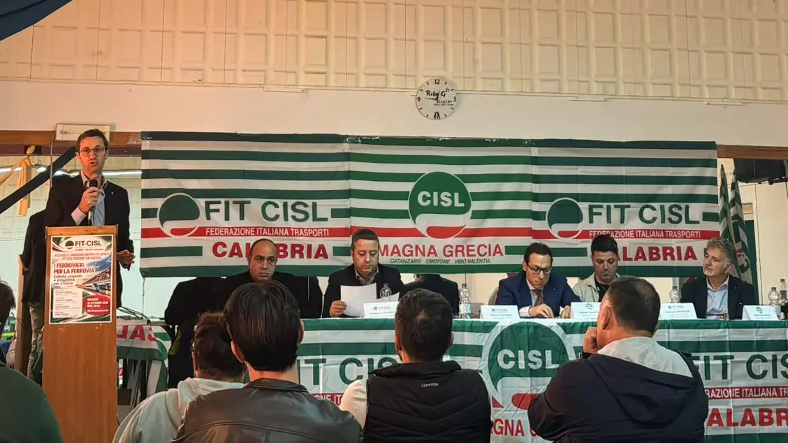 Ferrovie, la Fit Cisl riunisce i lavoratori a Catanzaro Lido\n