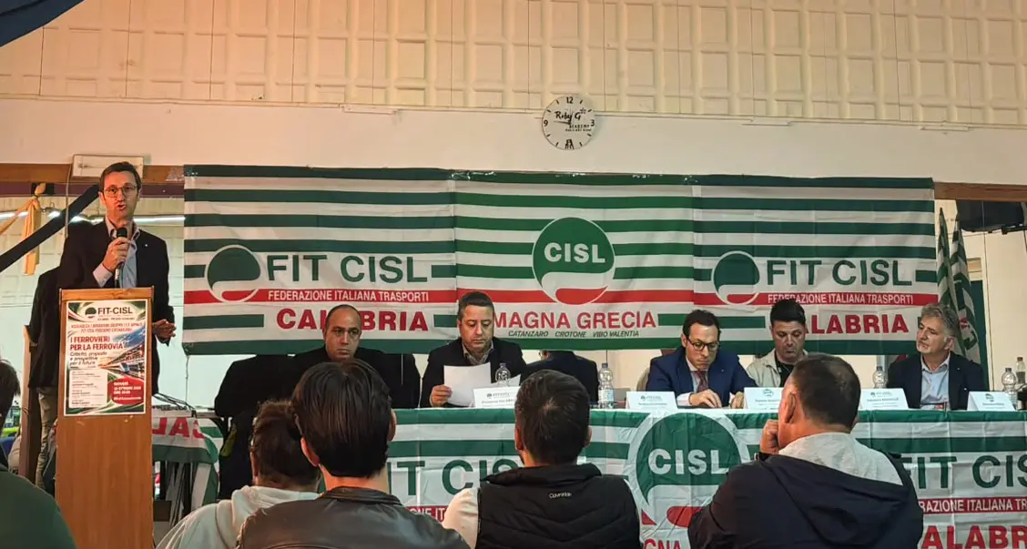 Ferrovie, la Fit Cisl riunisce i lavoratori a Catanzaro Lido\n